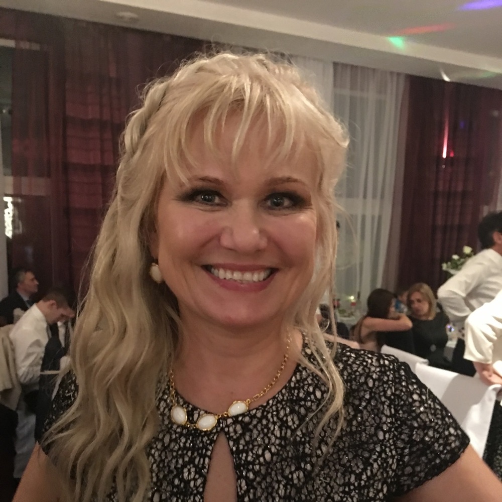 Meet your Posher, Eve